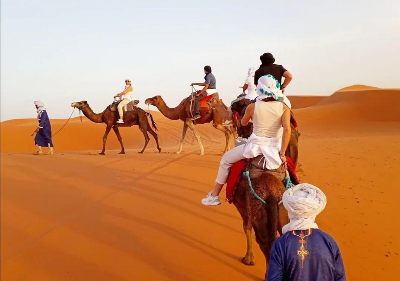 Amazing Luxury Camp Hotell Merzouga Exteriör bild