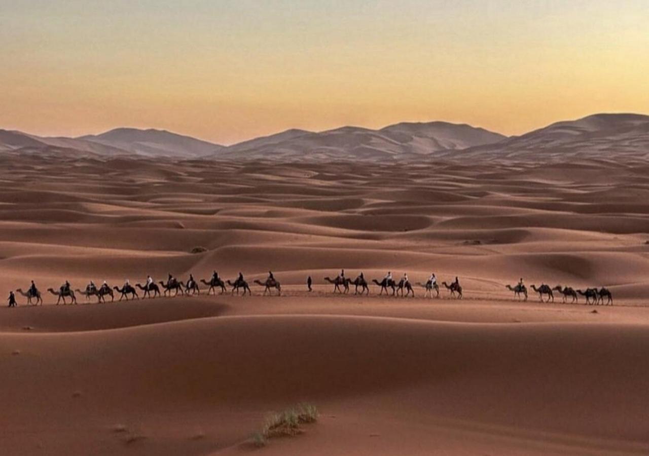 Amazing Luxury Camp Hotell Merzouga Exteriör bild