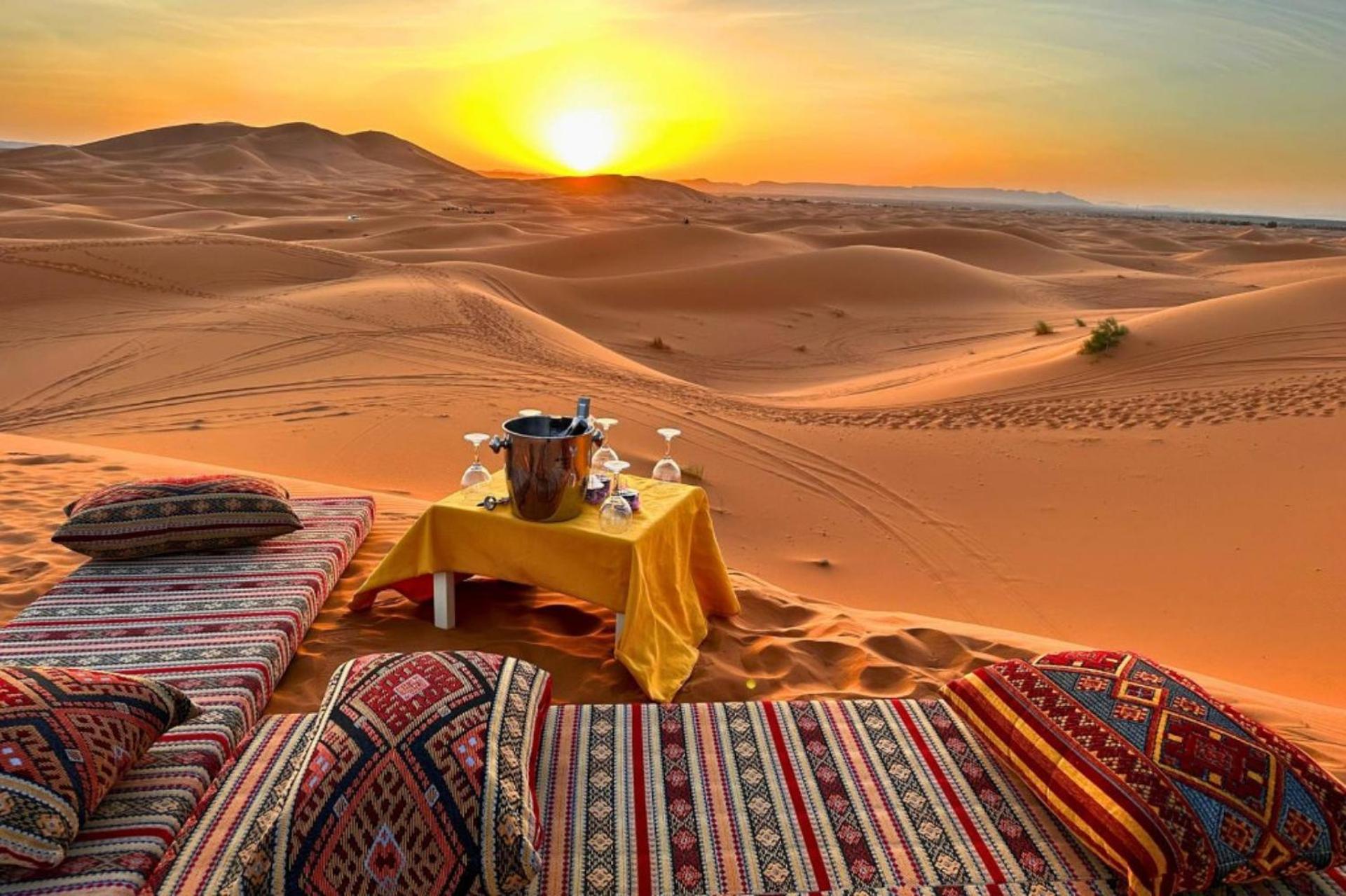 Amazing Luxury Camp Hotell Merzouga Exteriör bild
